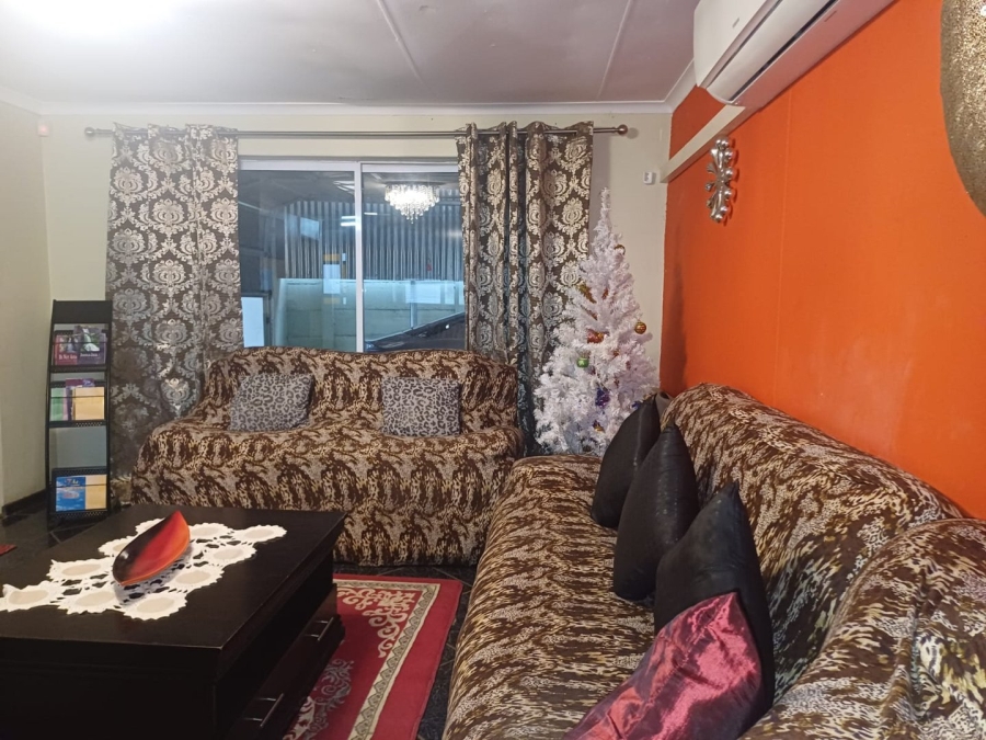 3 Bedroom Property for Sale in Groenheuwel Western Cape